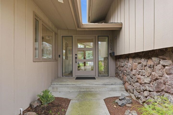 Property Photo: 1704 E 35th Ave WA 99203