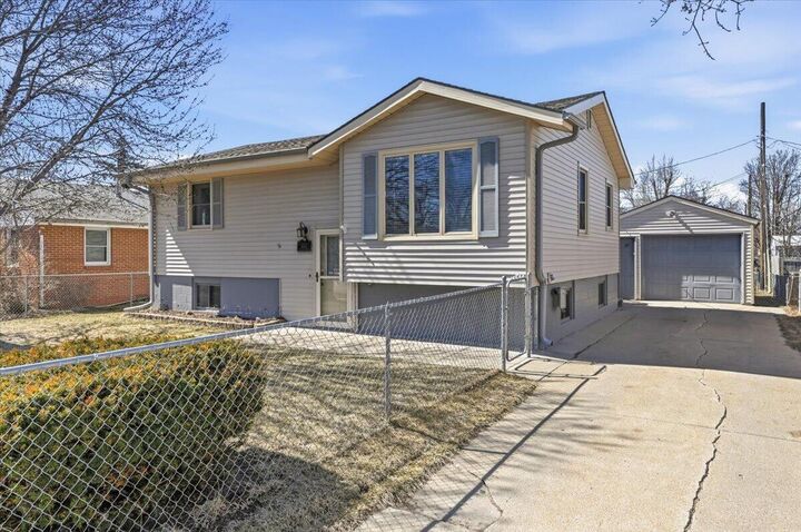 Property Photo: 4004 N 13th Street IA 51510