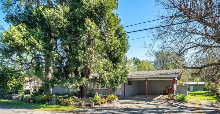 Property Photo:  3081 Henderson Rd  CA 96002 