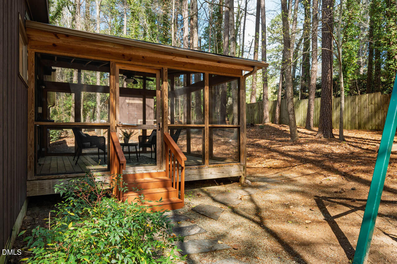Property Photo:  233 Forest Hill Road  NC 27514 