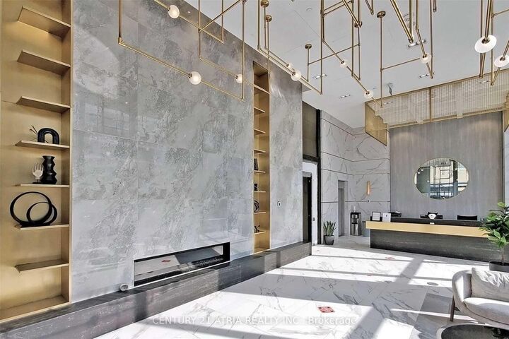 Property Photo:  5 Buttermill Avenue 2611  ON L5W 1B6 