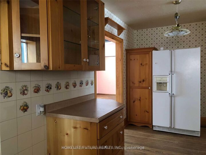 Property Photo: 192 Parkview Avenue ON M2N 3Y8