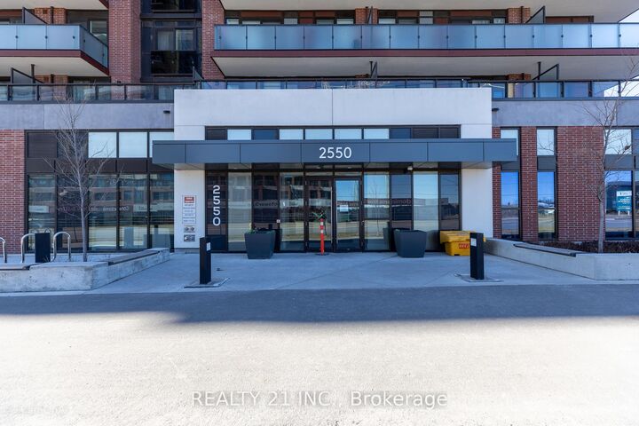 2550 Simcoe Street N 2413 — photo 1