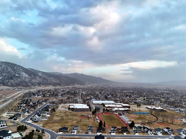 Property Photo:  628 E 1150 N 6  UT 84648 