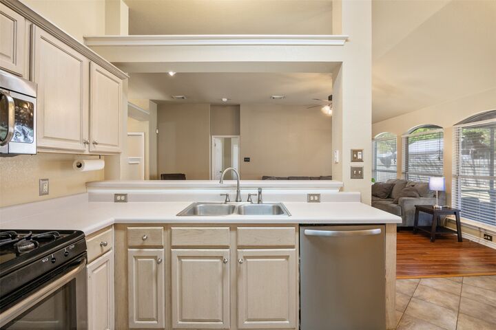 Property Photo:  1520 Brandi Circle  TX 78640 