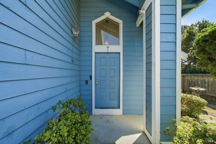 Property Photo:  401 Birkdale Drive  CA 94591 