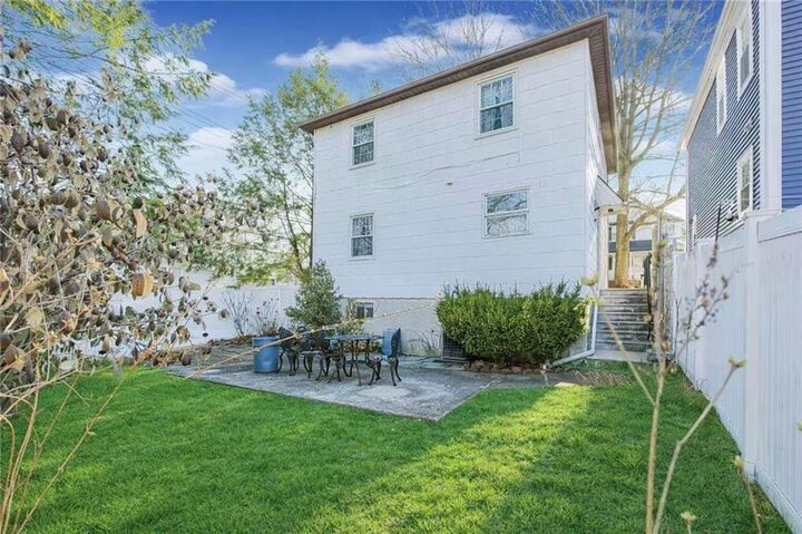 Property Photo:  268 Neal Dow Avenue  NY 10314 