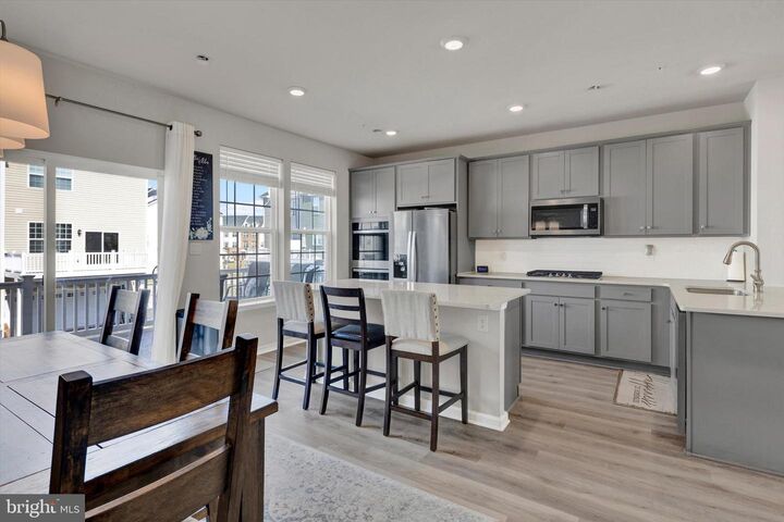 Property Photo:  423 Smithworks Boulevard  PA 19460 