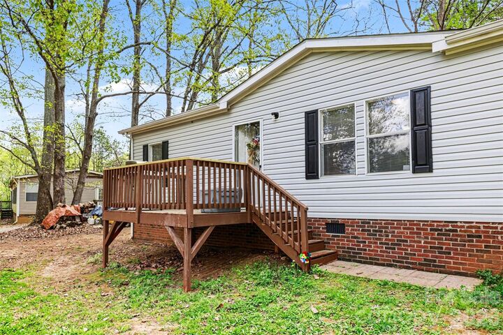 Property Photo:  5139 Pine Springs Drive  NC 28016 