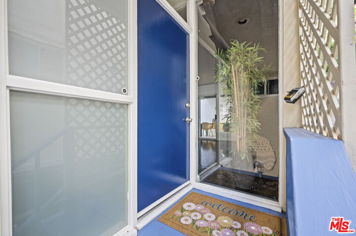 Property Photo:  9827 Yoakum Dr  CA 90210 