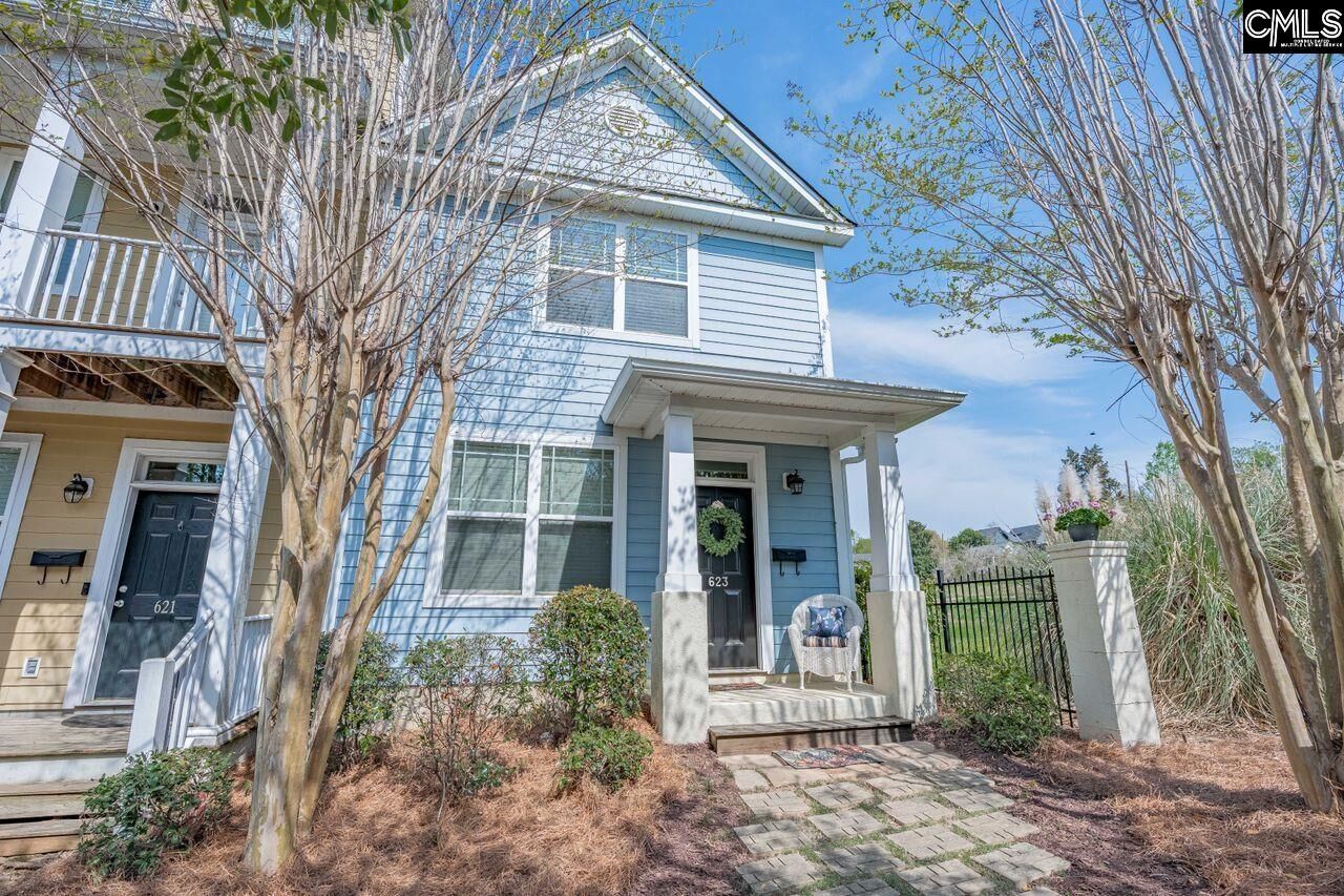 Property Photo:  623 Laurel  SC 29201-2335 