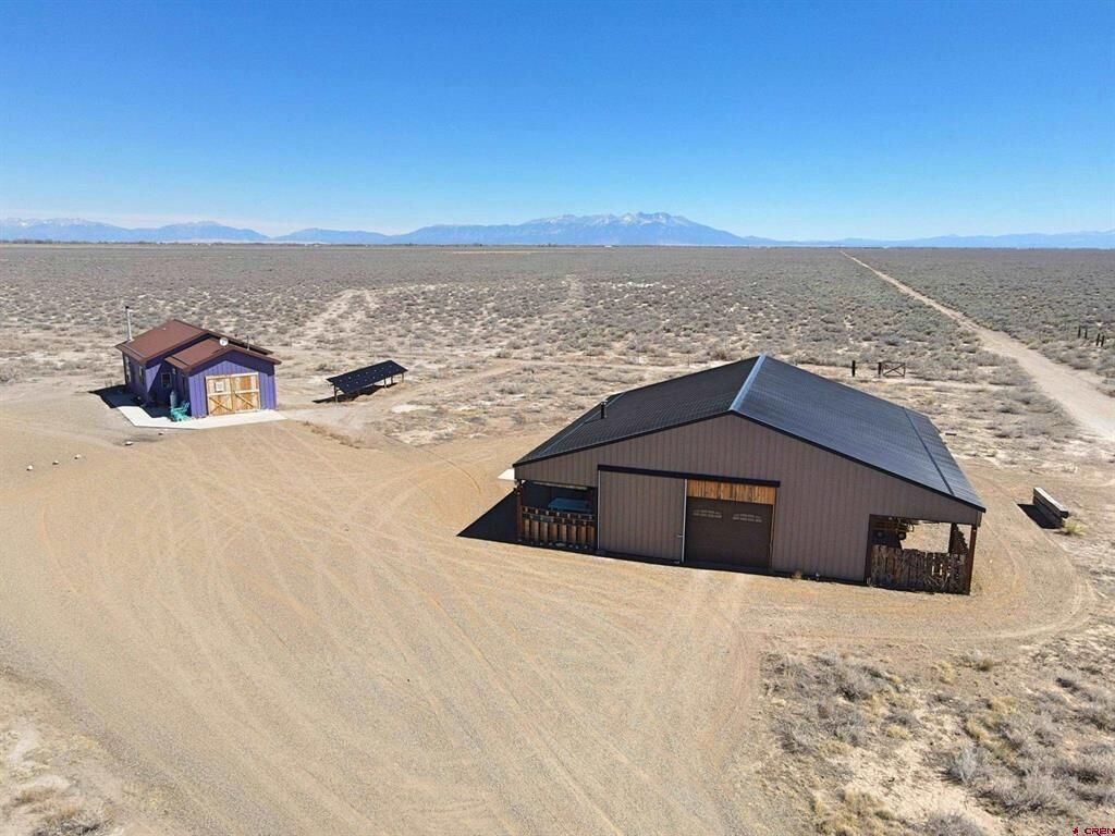 Property Photo: 6270 Rd 100 S CO 81101