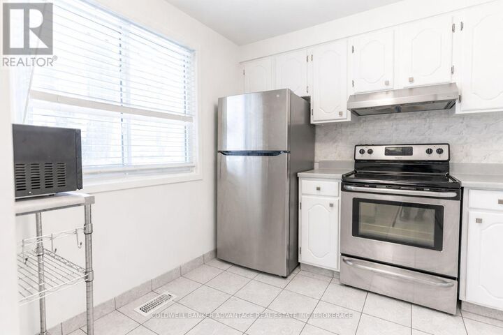 Property Photo:  5815 Swayze Drive  ON L2J 3W3 