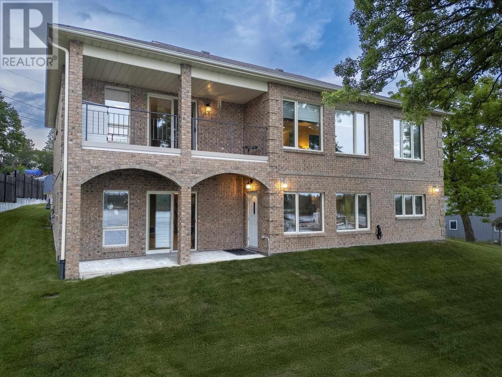 Property Photo:  110 Lakeside Crescent  ON P9N 4H4 