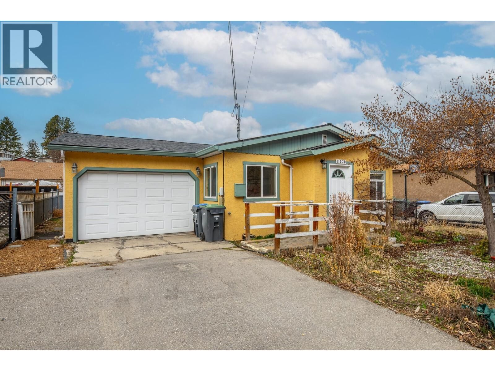 Property Photo: 11020 Adams Avenue BC V0H 1Z2
