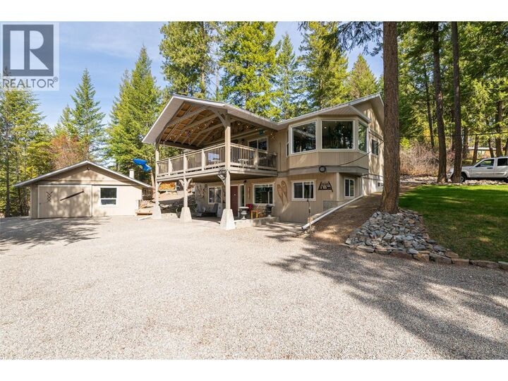 Property Photo:  1988 Porthill Road  BC V0B 1G2 