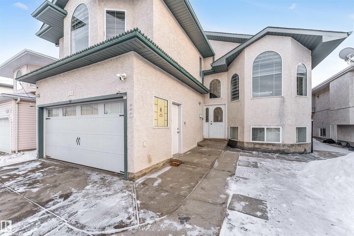 Photo de la propriété:  3139 34B Avenue NW  AB T6T 1T6 