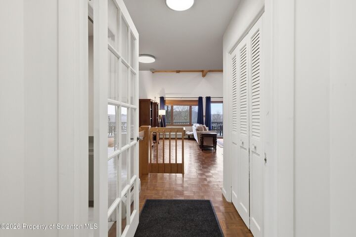 Property Photo: 1647 Windemere Place PA 18436