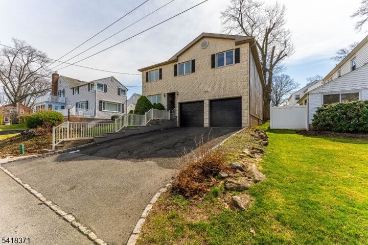 Property Photo: 535 Yorktown Rd NJ 07083