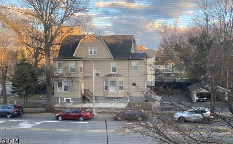 Property Photo:  625 Park Ave  NJ 07017 