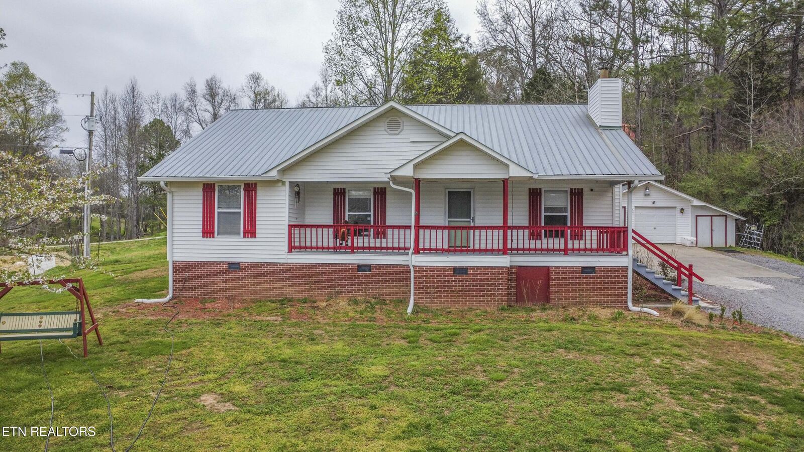 Property Photo: 106 County Road 189 TN 37322