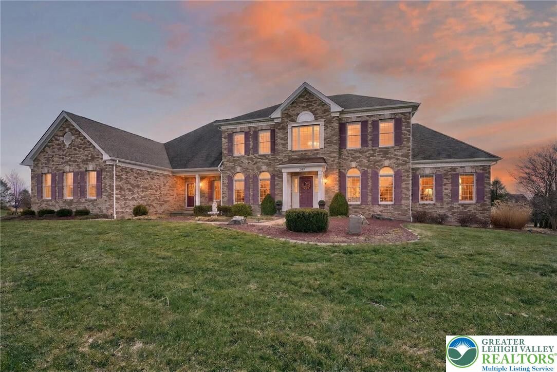 Property Photo:  209 Donato Court  PA 18064 