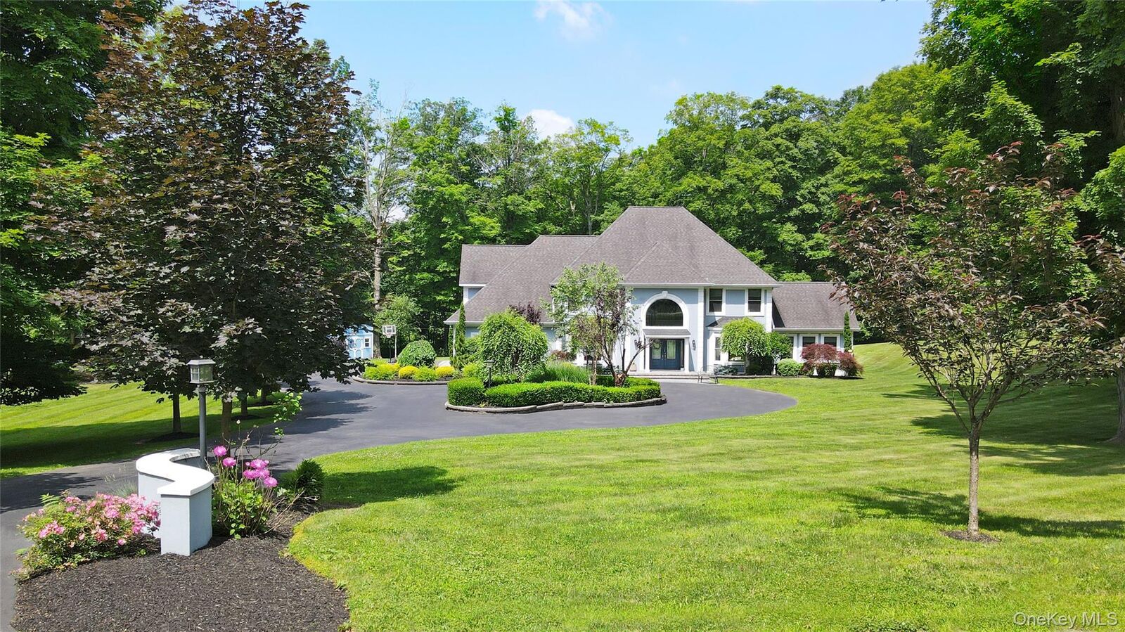 Property Photo:  115 Autumn Chase Drive  NY 12533 