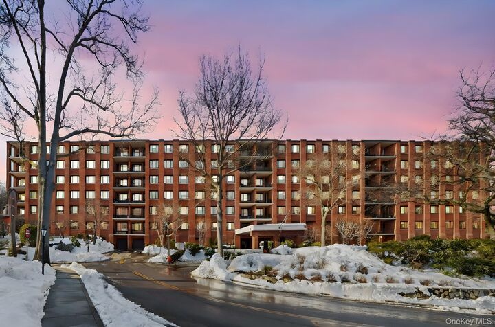 Property Photo: 16 Rockledge Avenue 2E2 NY 10562