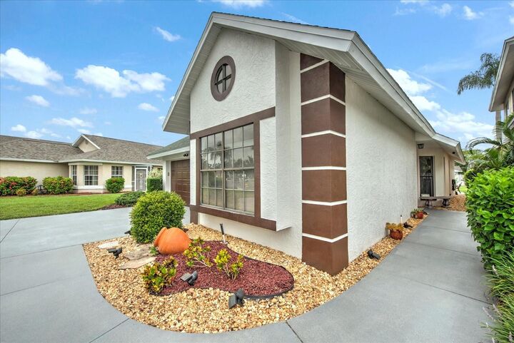 Property Photo:  13681 Admiral Court  FL 33912 