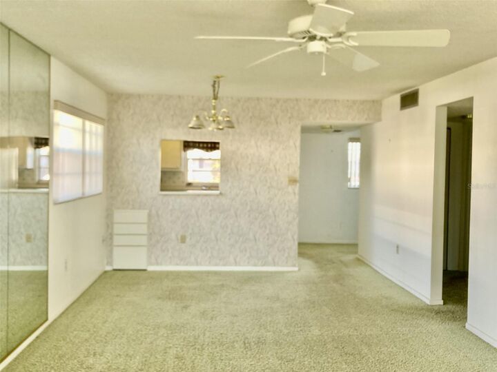 Property Photo: 202 47th Avenue Drive W 135 FL 34207