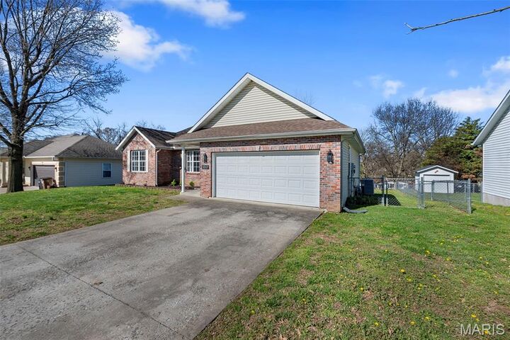 Property Photo:  1017 Emily Court  MO 63701 