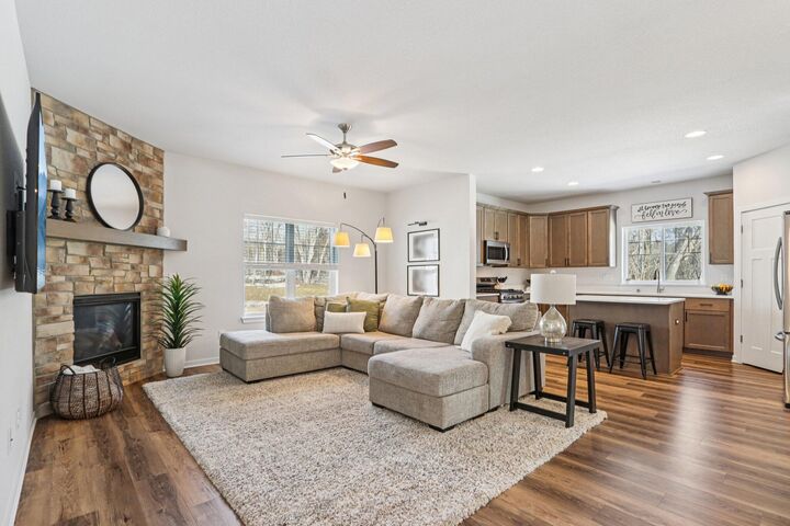 Property Photo: 532 Wild Oak Rd WI 53029