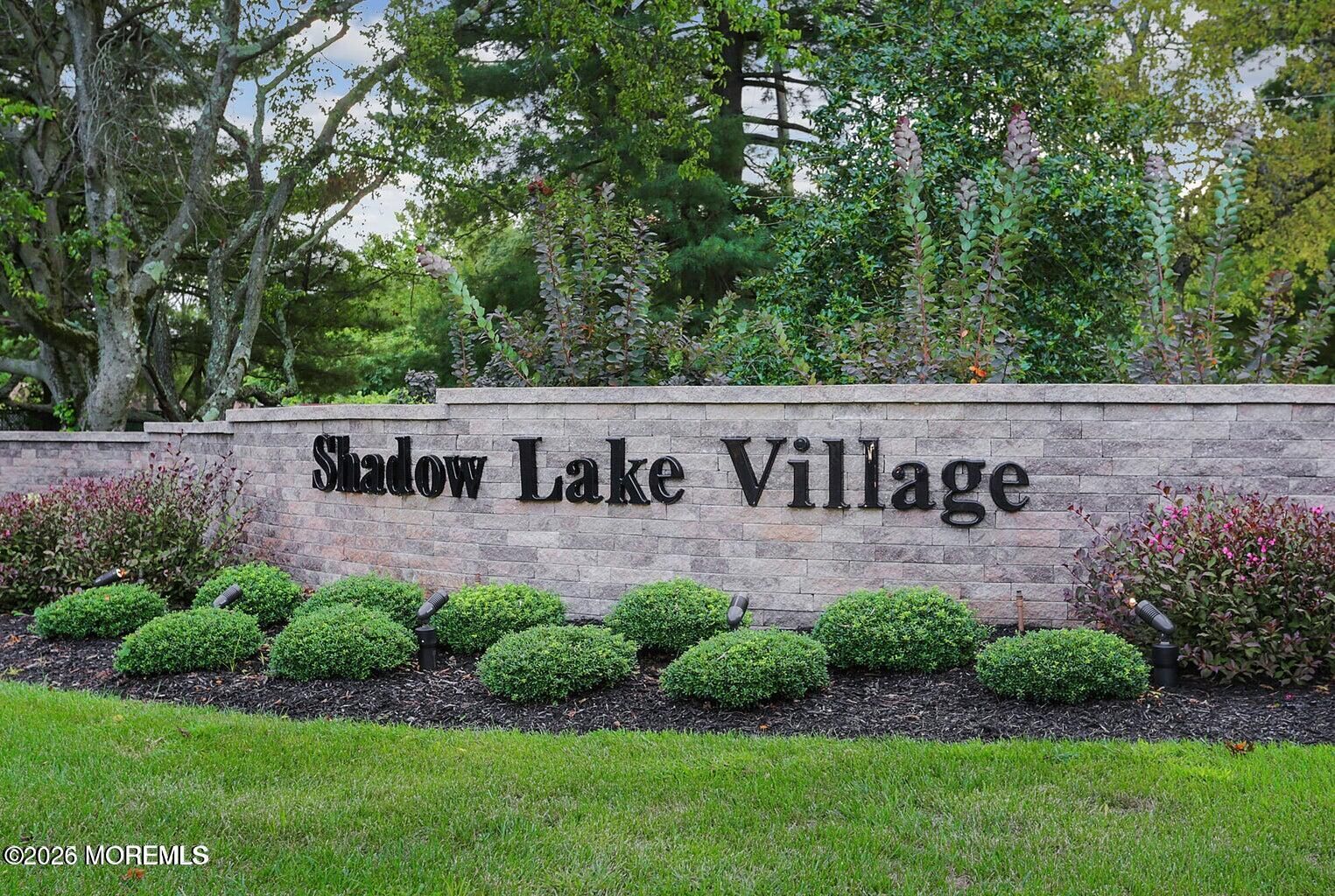 Property Photo:  7 Manchester Court  NJ 07701 