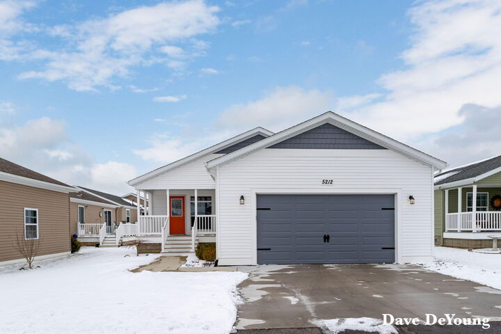 Property Photo: 5212 E Scenic Turn Lane MI 49423