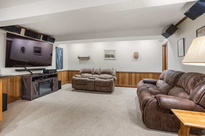 Property Photo:  812 Dodds Drive  IL 61820 