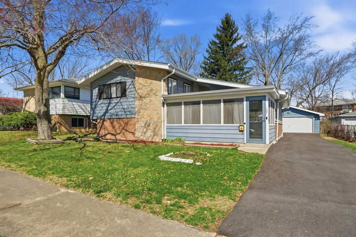 Property Photo:  107 Chestnut Street  IL 60466 