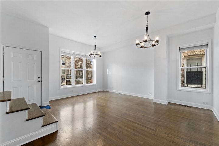 Property Photo:  3348 W Le Moyne Street  IL 60651 