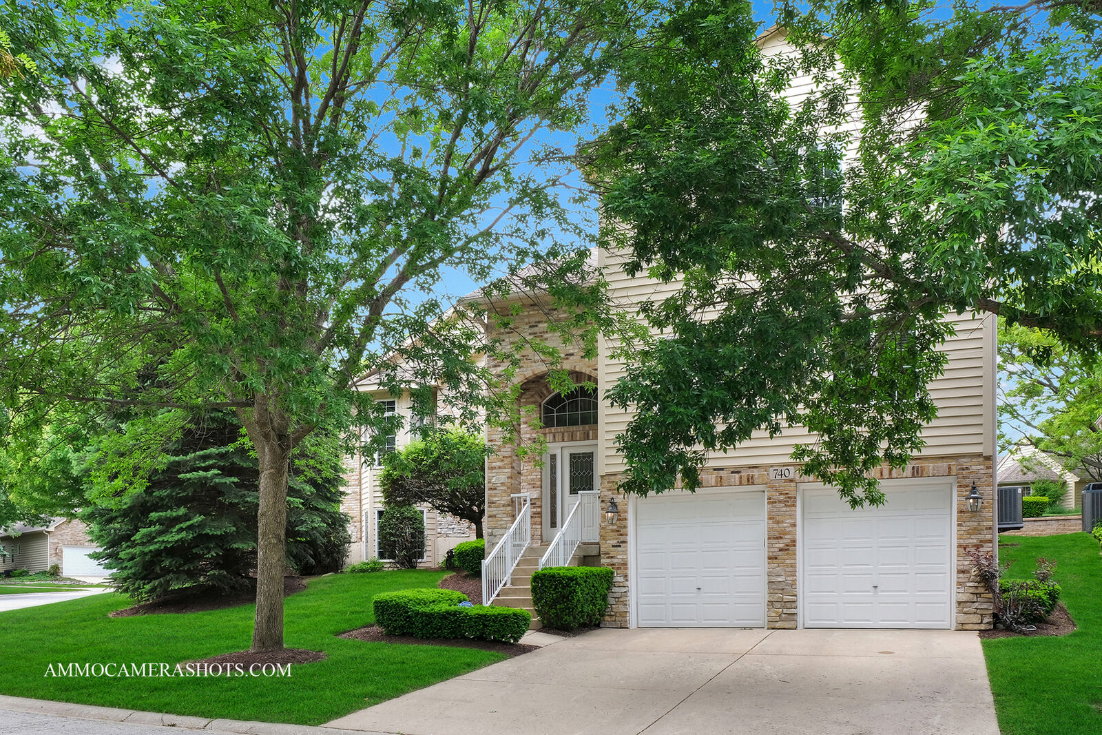 Property Photo:  740 Manor Hill Place  IL 60554 