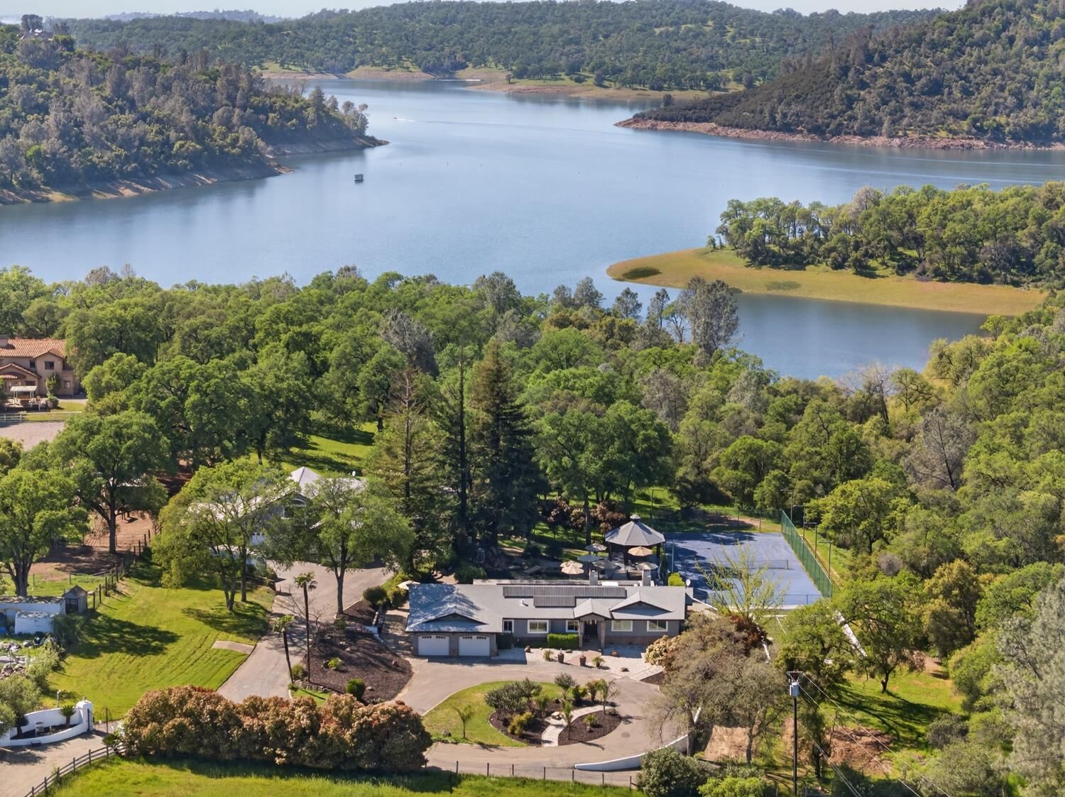 Property Photo:  1345 Easy Lane  CA 95762 