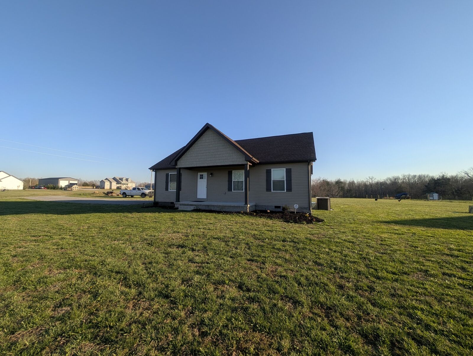 Property Photo:  293 Hawkins Rd  TN 37186 