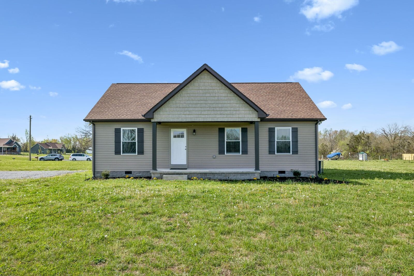 Property Photo: 293 Hawkins Rd TN 37186