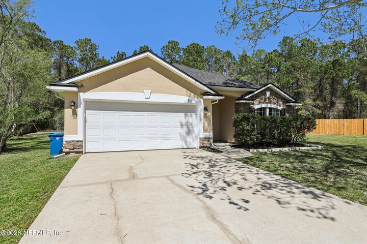 Property Photo:  521 Shamrock Avenue S  FL 32218 