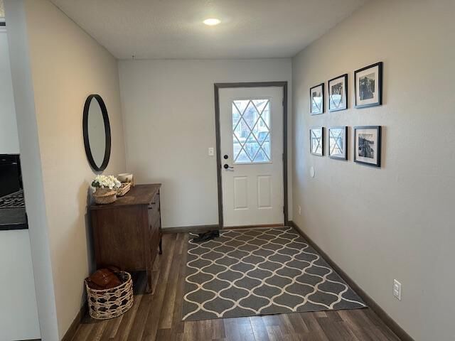 Property Photo:  947 20th Street NW  MN 56601 