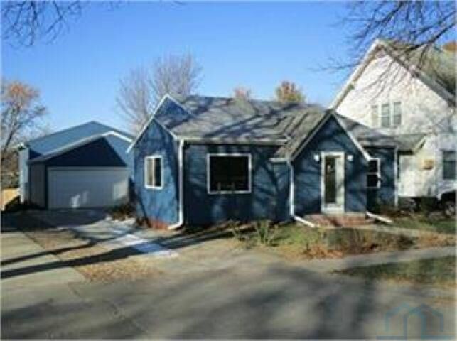 Property Photo:  622 S Washington Street  IA 51050 