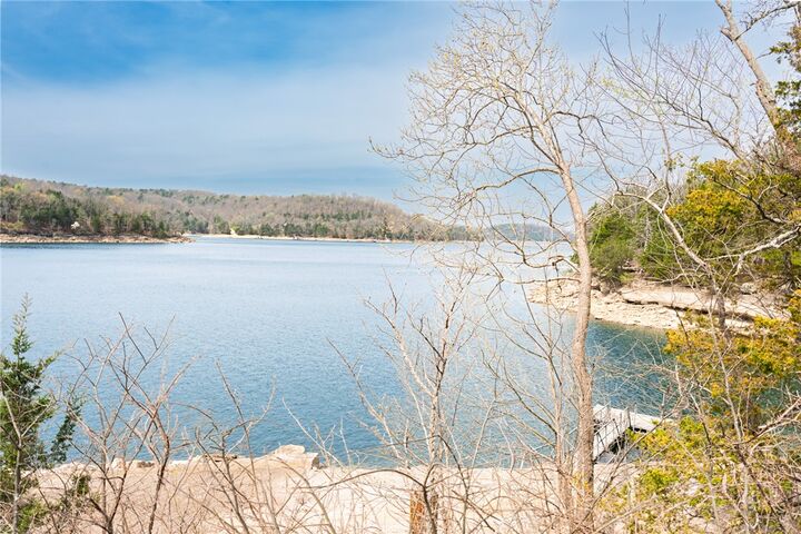 Property Photo:  8 Arkenstone  AR 72632 