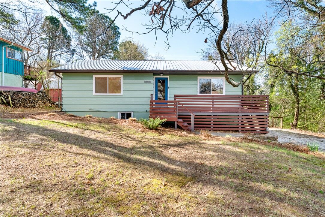 Property Photo: 515 W Holly Street AR 72703