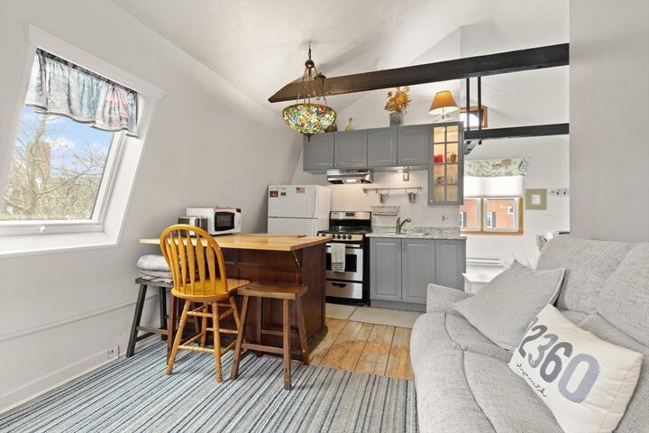 Property Photo:  8-R North Street 5C  MA 02360 