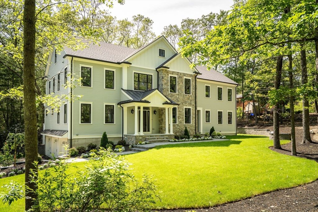 Property Photo:  18 Heritage Dr  MA 02420 