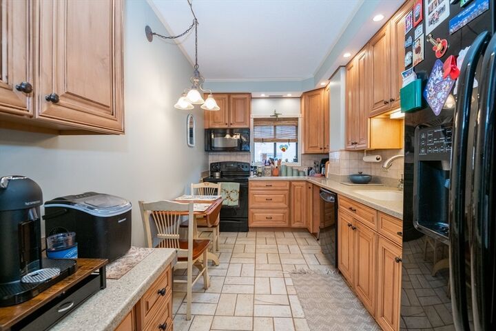 Property Photo:  200 Locust St 106  MA 01904 