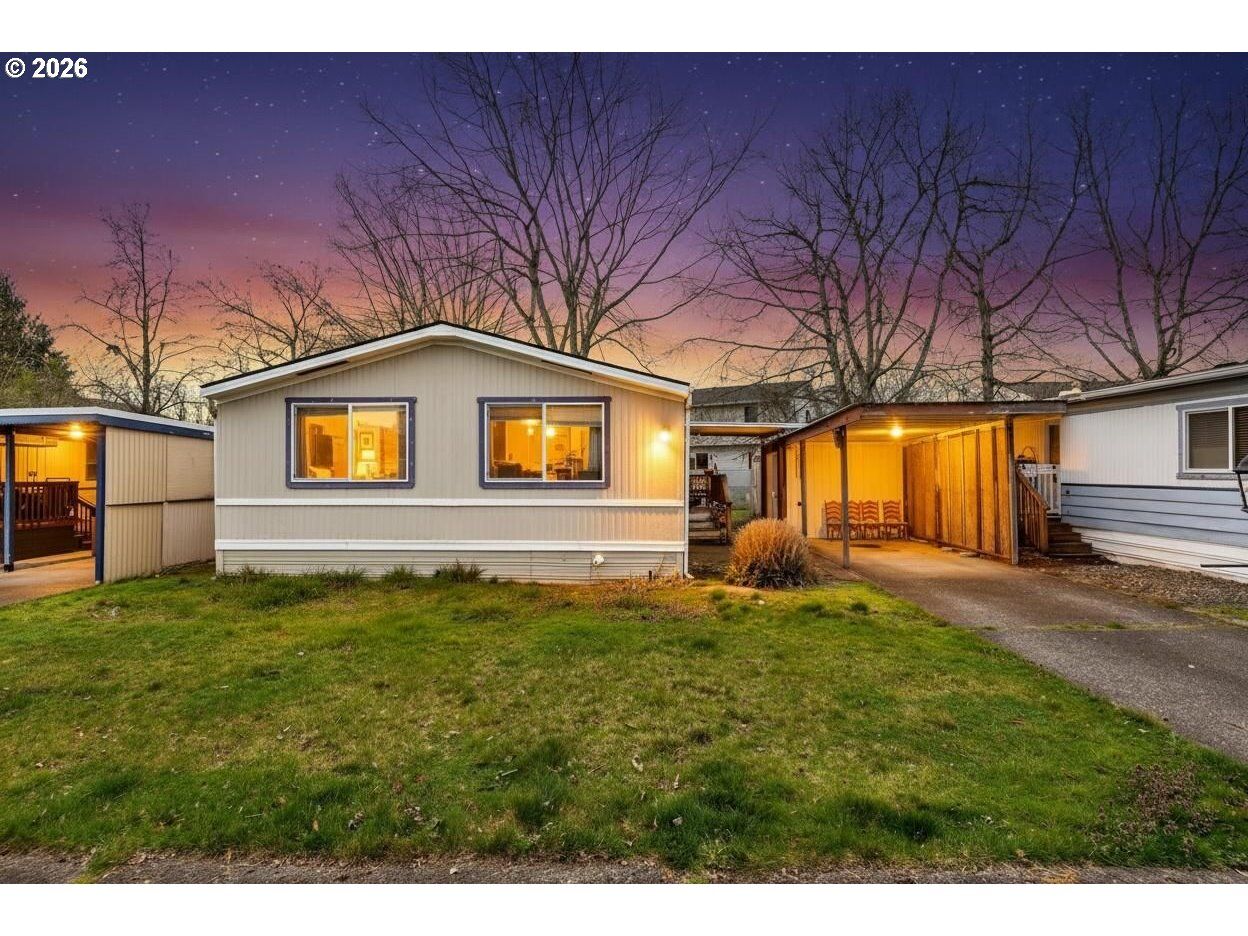 Property Photo: 15411 SE Mill Plain Blvd C12 WA 98684